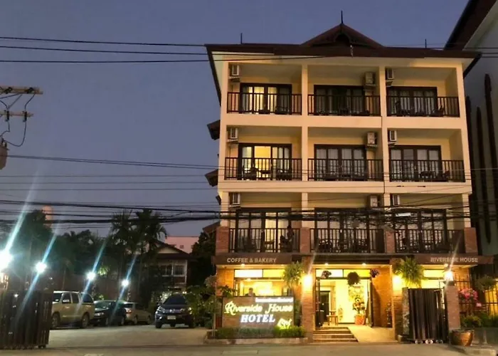 Riverside House Hotel